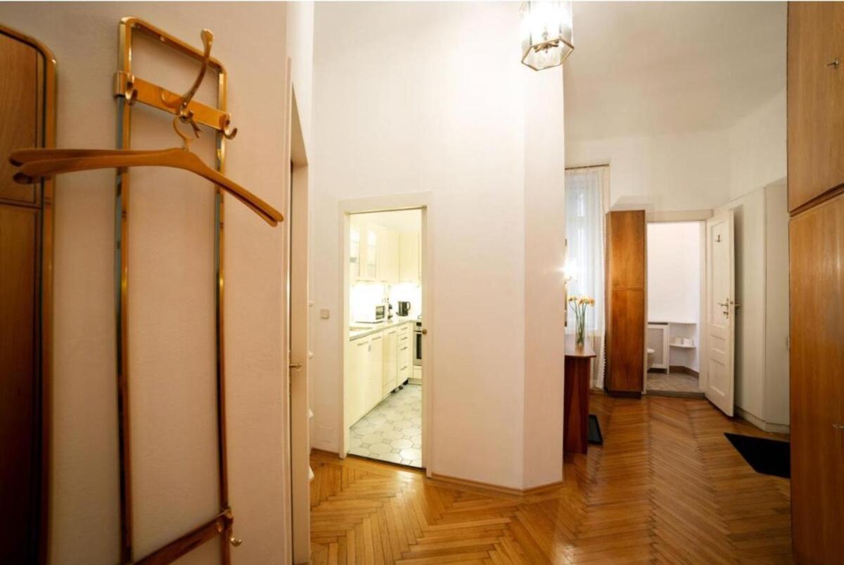 Apartment Classical Premium With Free Parking *